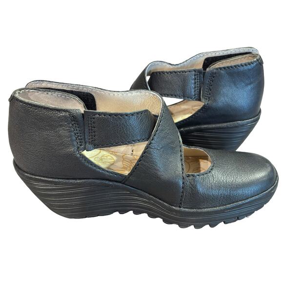 Fly London Black Leather Yogo Platform Criss Cross Wedges Women's Size 8-8.5 - Picture 11 of 12